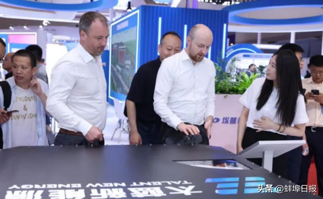 太蓝新能源于CIBF2024重磅展出固态锂电池新品(图2) 太蓝新能源于CIBF2024重磅展出固态锂电池新品(图2)