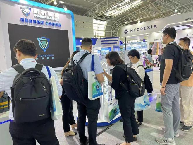 金普企业惊艳亮相2024国际氢能与燃料电池汽车大会暨展览会!(图3) 金普企业惊艳亮相2024国际氢能与燃料电池汽车大会暨展览会!(图3)